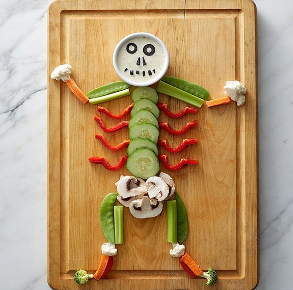 Spooky Skeleton Veggie Platter
