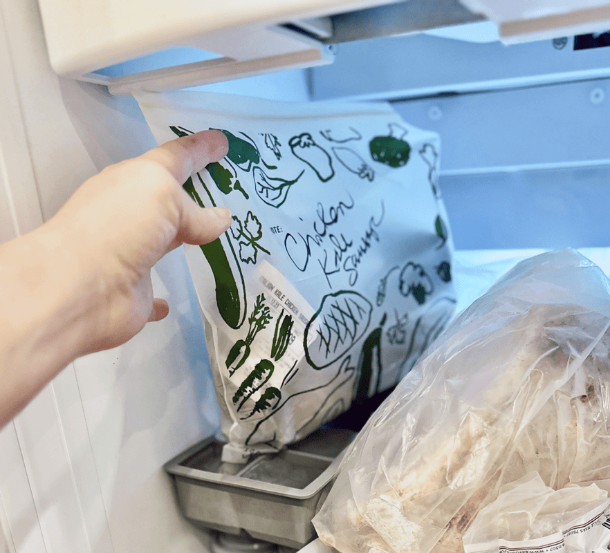  XupZip Compostable Freezer Bags 25-Pack - Gallon Size  Biodegradable Ziplock Bags - Durable Plant-Based Food Storage Bag Set -  Reusable Zip Lock Fridge Baggies - Airtight Leakproof Large Snack Bags 